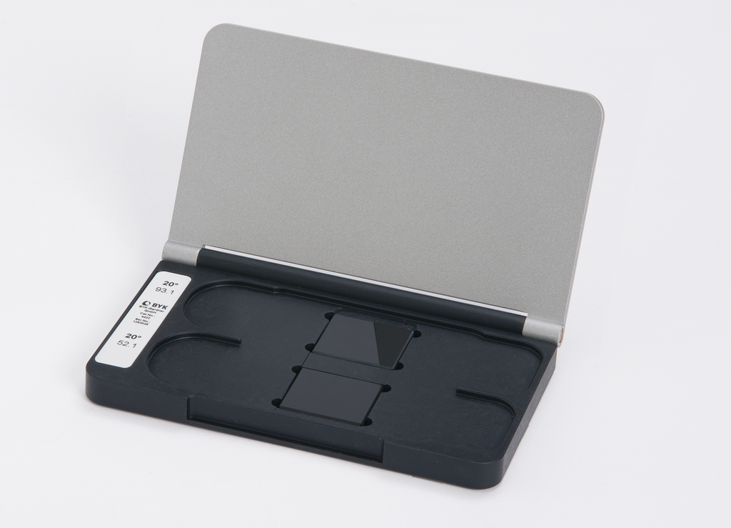 Standards for micro-TRI-gloss