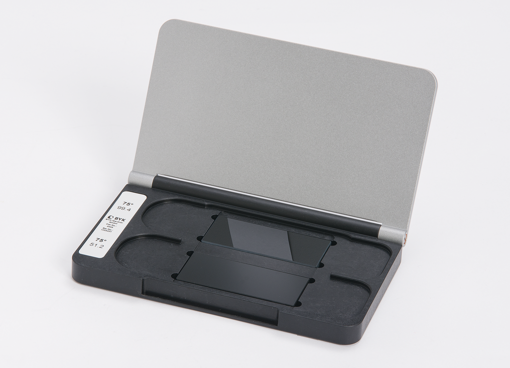 Standards for micro-TRI-gloss