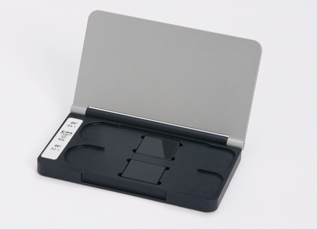 Standards for micro-TRI-gloss