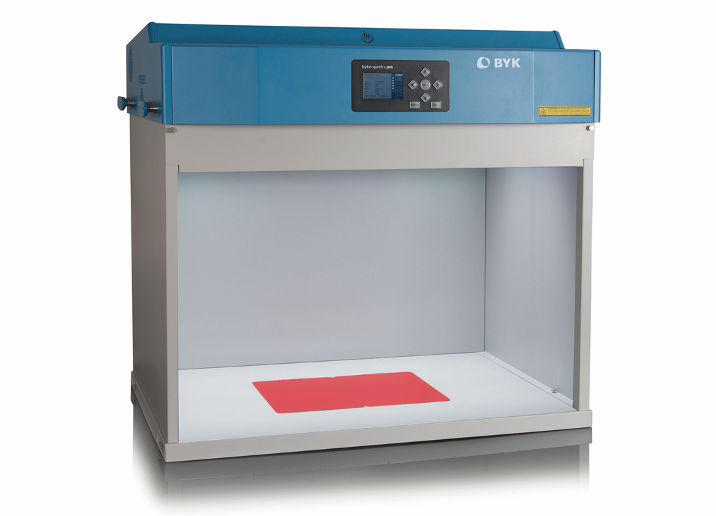 Light Booth byko-spectra pro for visual color evaluation with best in class daylight m2