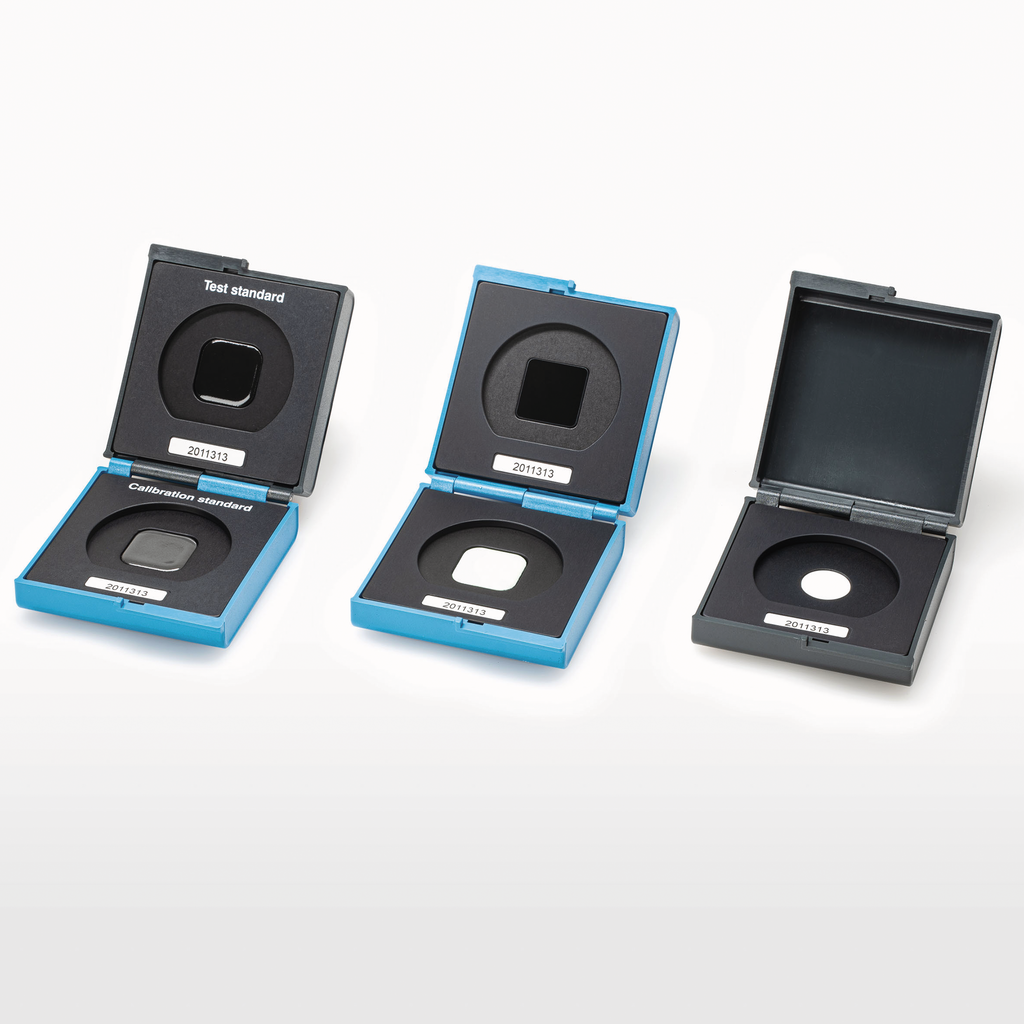 Software smart-lab COLOR for spectro2guide spectrophotometer from BYK-Gardner displays jetness